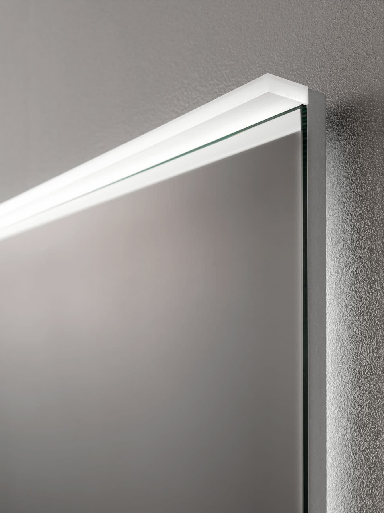 Miroir lumineux Geberit Xeno² 90 cm avec éclairage indirect - vue 5