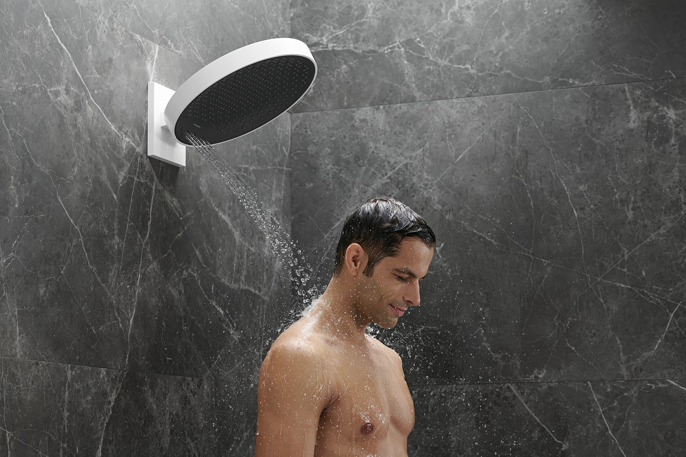 Douche de tête Hansgrohe Rainfinity 250 3 jets avec raccord mural en blanc mat - vue 6